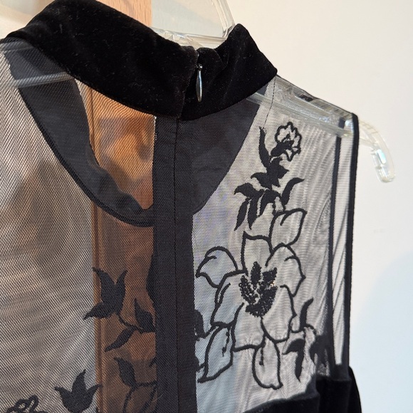 Evan Picone Black Velvet cocktail dress - Picture 6 of 6